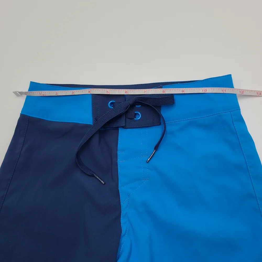 Under Armour boys' board shorts size 10S